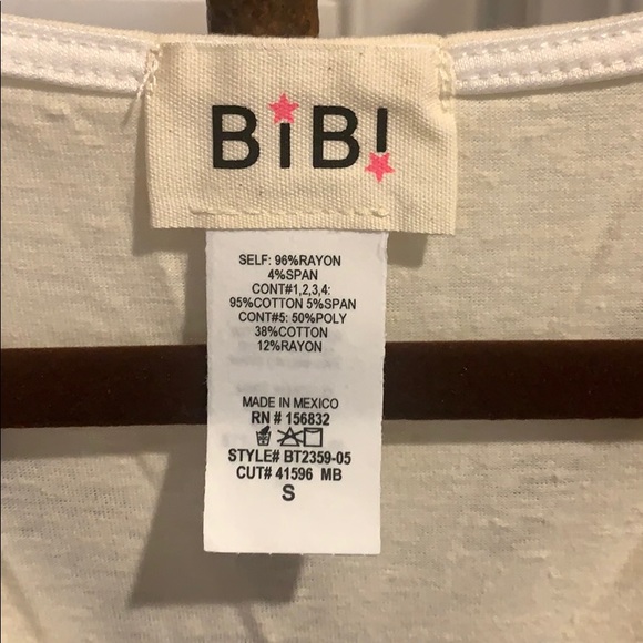 Beautiful floral BiBi top - Picture 5 of 5